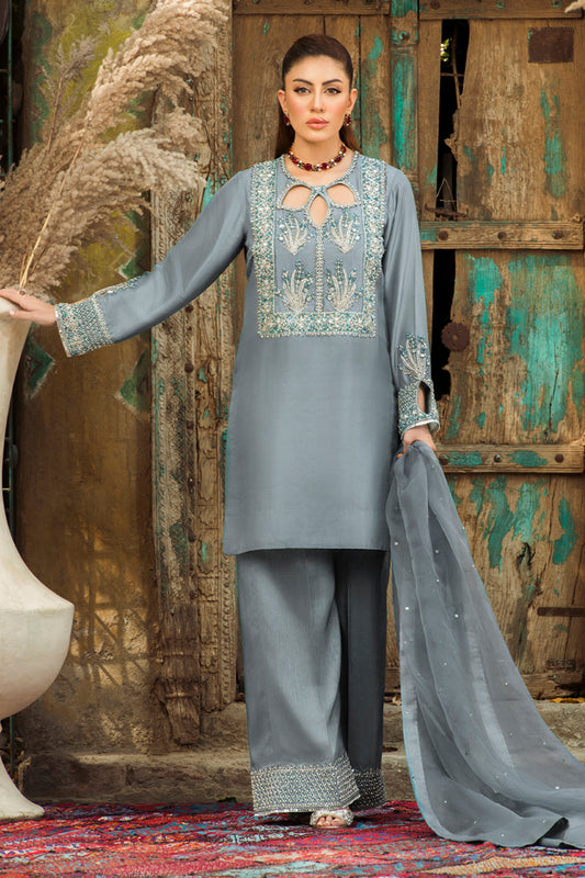 Luxury Formals – Aneeqa Hashmi